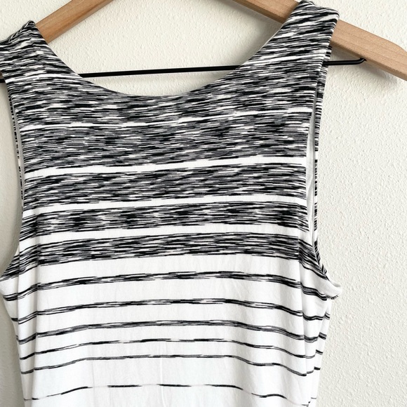 Athleta Comeback Striped Midi Dress Size Small - Picture 6 of 15